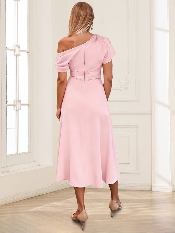 A-Line/Princess One-Shoulder Short Sleeves Mother Of The Bride Dresses with Beading