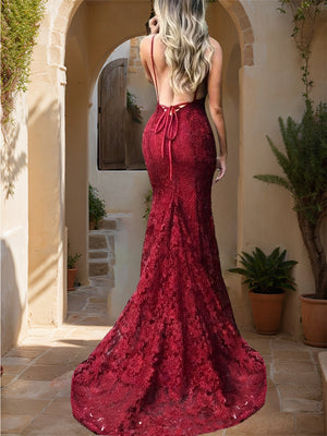 Trumpet/Mermaid V-Neck Sweep Train Prom Dresses With Lace Appliques