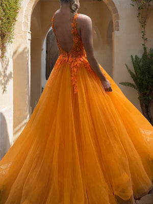 Ball Gown V-Neck Sleeveless Floor-Length Prom Dresses With Lace Appliques