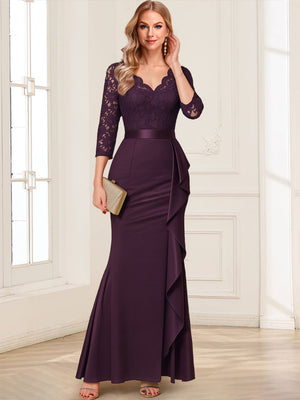 Sheath/Column V-Neck 3/4 Sleeves Mother of the Bride Dresses With Lace & Ruffles