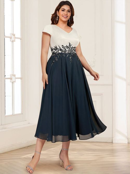 A-Line/Princess V-Neck Tea-Length Plus Size Mother of the Bride Dresses with Appliques