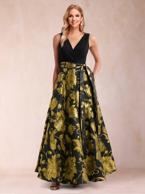 Ball Gown V-Neck Sleeveless Mother of the Bride Dresses With Belt