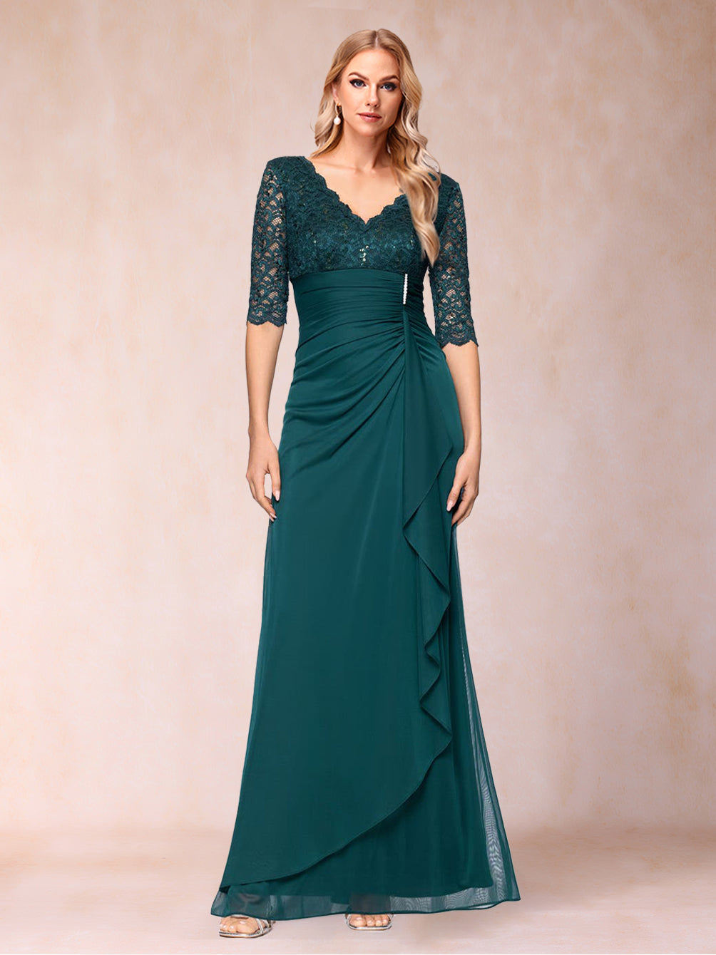 Sheath/Column V-Neck Half Sleeves Mother of the Bride Dresses With Appliques