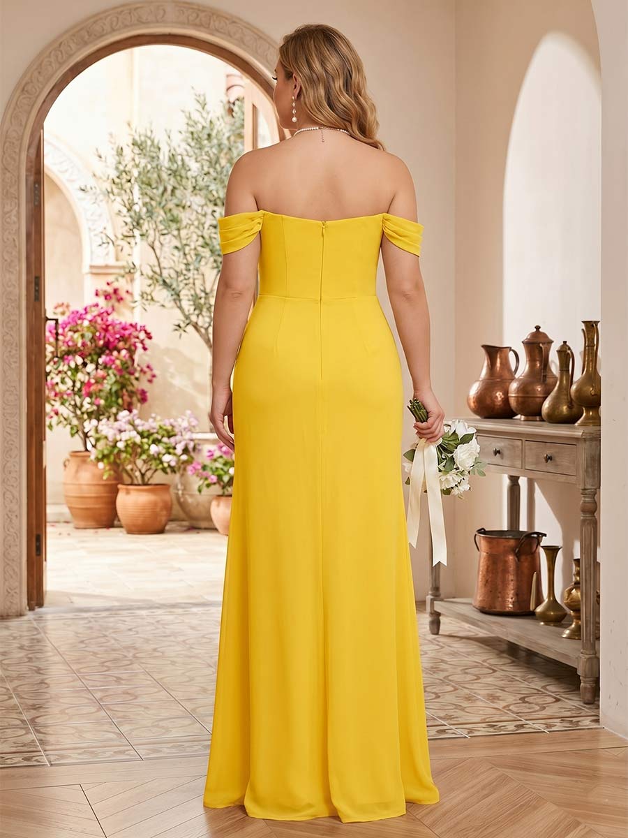 Sheath/Column Cold Shoulder Sleeveless Ruched Plus Size Bridesmaid Dresses with Split Side