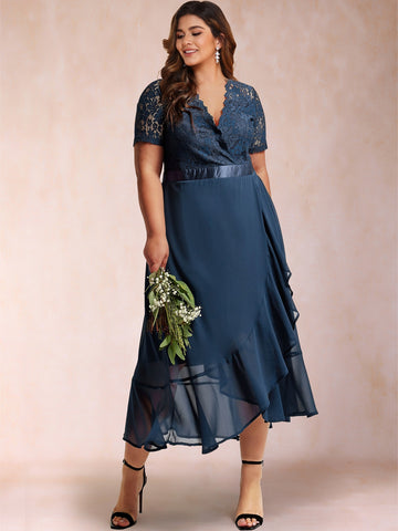 Lace A-Line/Princess V-Neck Short Sleeves Plus Size Mother of the Bride Dresses With Ruffles