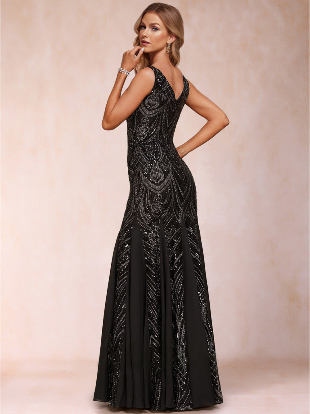 Trumpet/Mermaid V-Neck Sleeveless Mother of the Bride Dresses With Sequins