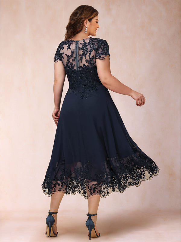 A-Line/Princess Illusion Crew Neck Short Sleeves Plus Size Mother of the Bride Dresses With Appliques & Sequins