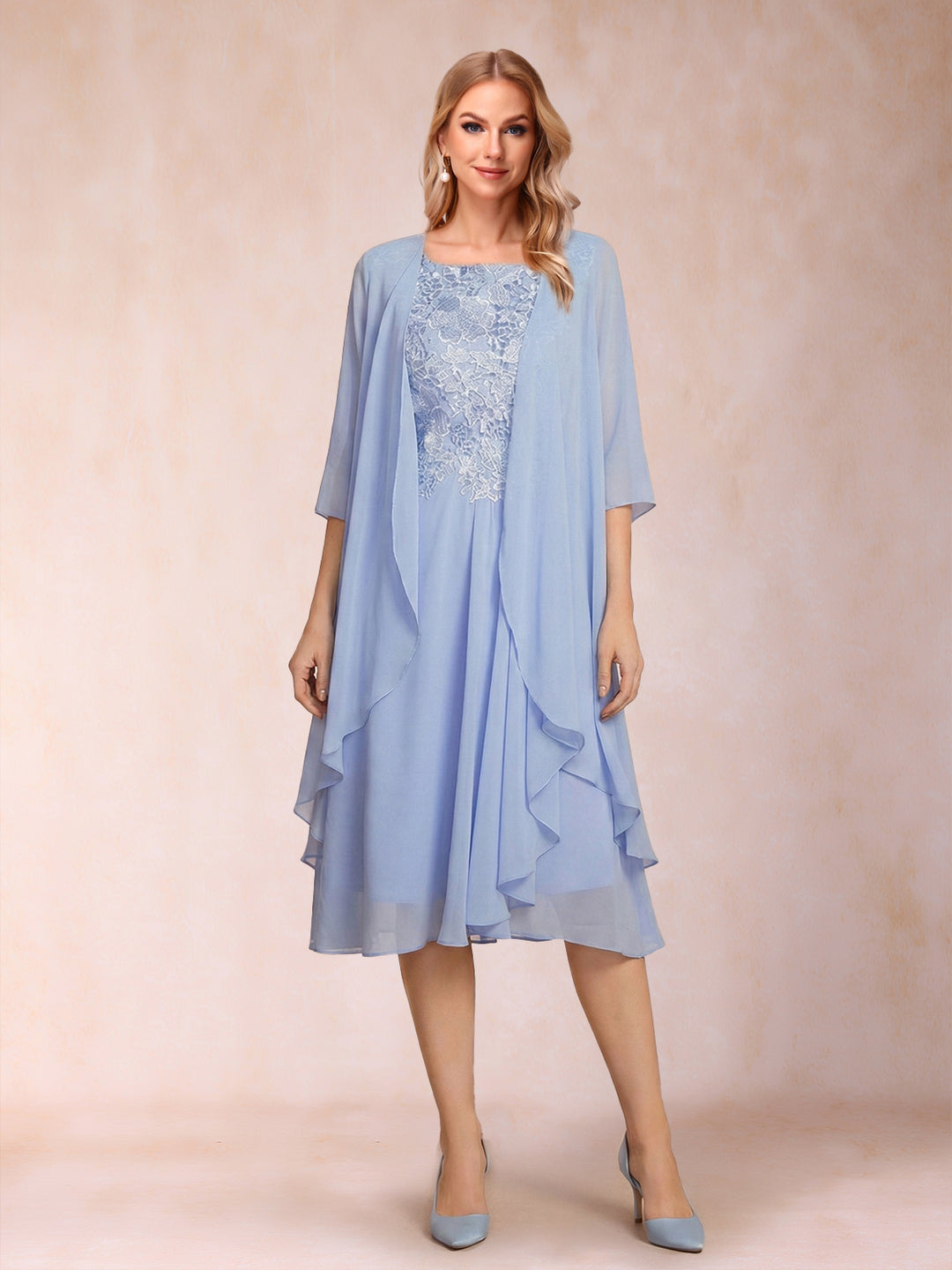A-Line/Princess Scoop Sleeveless Tea-Length Two Piece Mother of the Bride Dresses with Lace &amp; Appliques