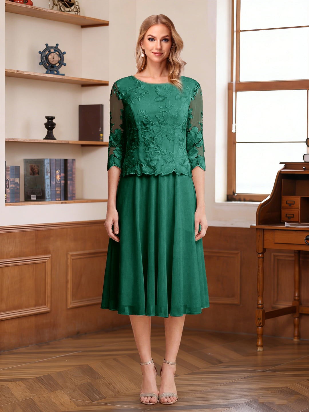 A-Line/Princess Scoop Half Sleeves Tea-Length Mother of the Bride Dresses with Lace&amp;Embroidery