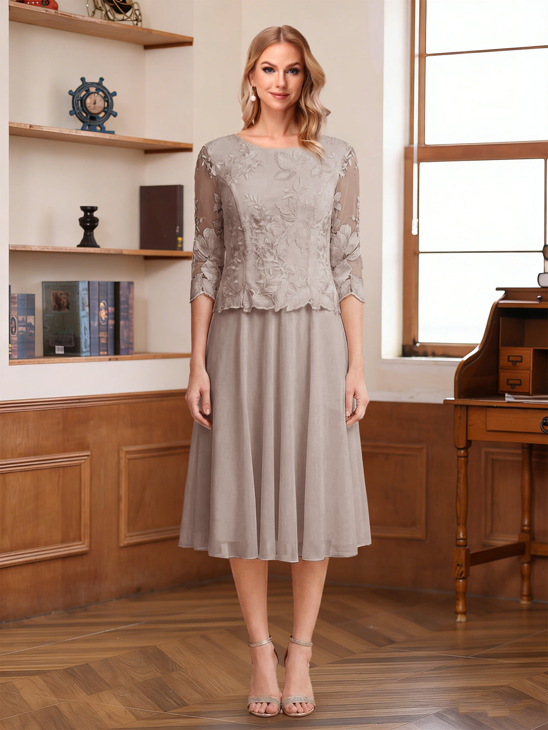 A-Line/Princess Scoop Half Sleeves Tea-Length Mother of the Bride Dresses with Lace&amp;Embroidery