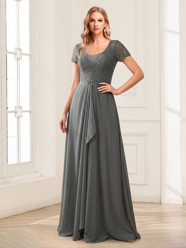 A-Line/Princess Scoop Short Sleeves Floor-Length Mother of the Bride Dresses with Lace