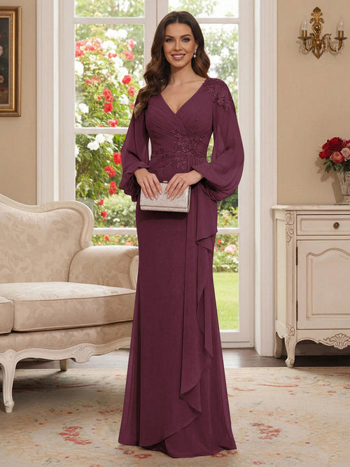 Sheath/Column V-Neck Long Sleeves Floor-Length Mother of the Bride Dresses with Lace & Applique