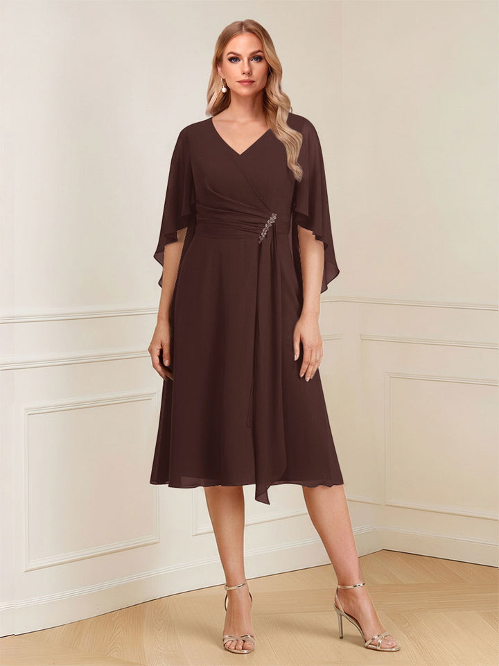 A-Line/Princess V-Neck Half Sleeves Knee-Length Mother of the Bride Dresses with Ruffles &amp; Ruched