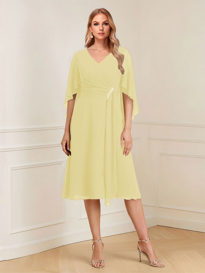 A-Line/Princess V-Neck Half Sleeves Knee-Length Mother of the Bride Dresses with Ruffles &amp; Ruched
