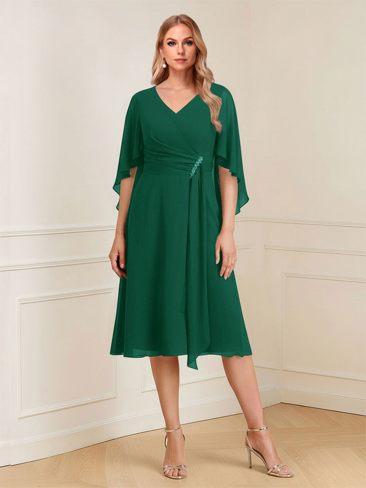 A-Line/Princess V-Neck Half Sleeves Knee-Length Mother of the Bride Dresses with Ruffles &amp; Ruched