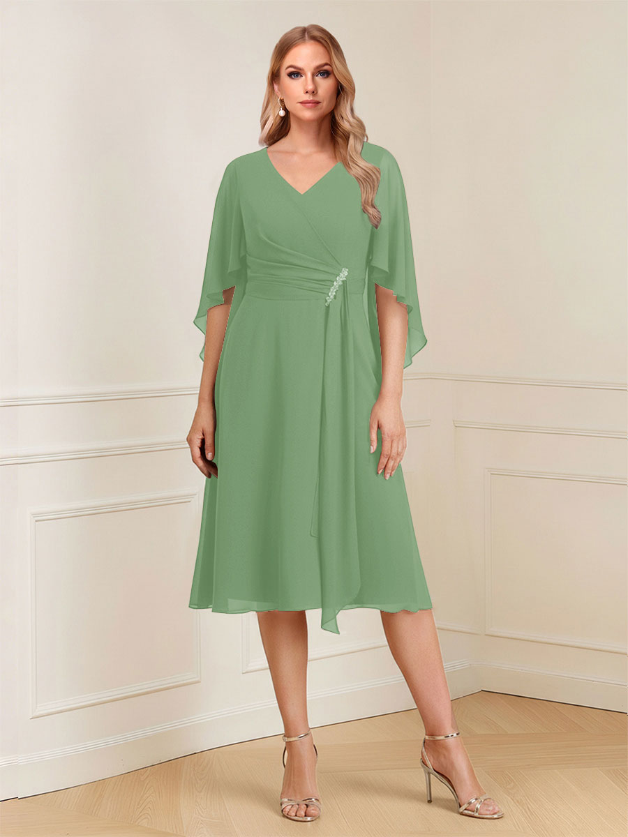 A-Line/Princess V-Neck Half Sleeves Knee-Length Mother of the Bride Dresses with Ruffles &amp; Ruched