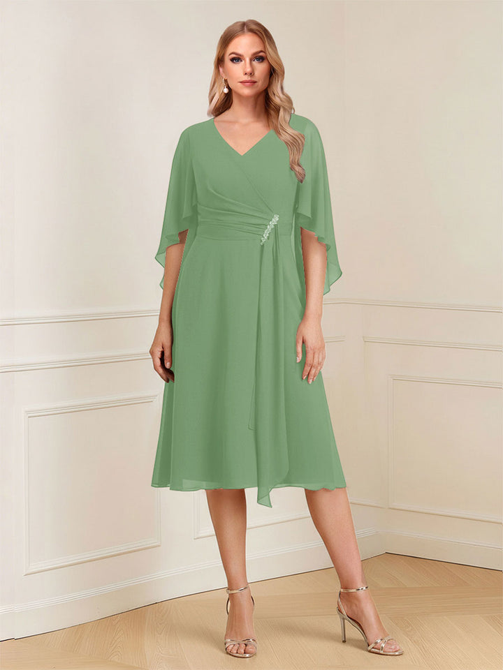 A-Line/Princess V-Neck Half Sleeves Knee-Length Mother of the Bride Dresses with Ruffles &amp; Ruched