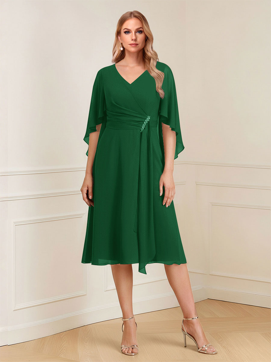 A-Line/Princess V-Neck Half Sleeves Knee-Length Mother of the Bride Dresses with Ruffles &amp; Ruched