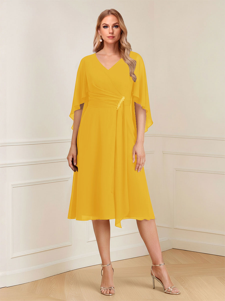 A-Line/Princess V-Neck Half Sleeves Knee-Length Mother of the Bride Dresses with Ruffles &amp; Ruched