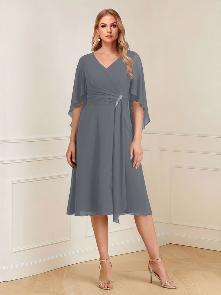 A-Line/Princess V-Neck Half Sleeves Knee-Length Mother of the Bride Dresses with Ruffles &amp; Ruched