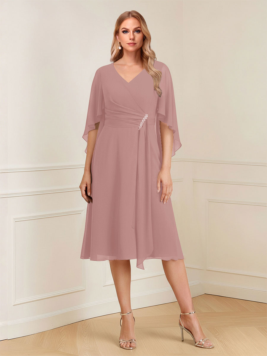 A-Line/Princess V-Neck Half Sleeves Knee-Length Mother of the Bride Dresses with Ruffles &amp; Ruched