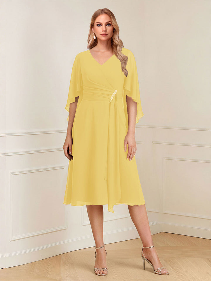 A-Line/Princess V-Neck Half Sleeves Knee-Length Mother of the Bride Dresses with Ruffles &amp; Ruched