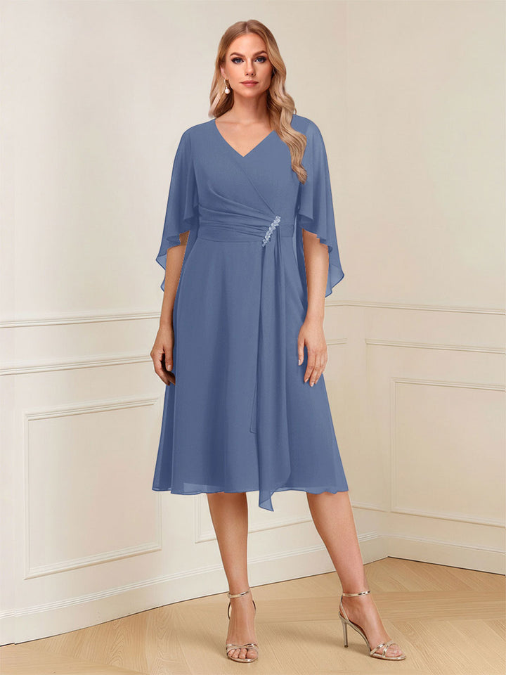 A-Line/Princess V-Neck Half Sleeves Knee-Length Mother of the Bride Dresses with Ruffles &amp; Ruched