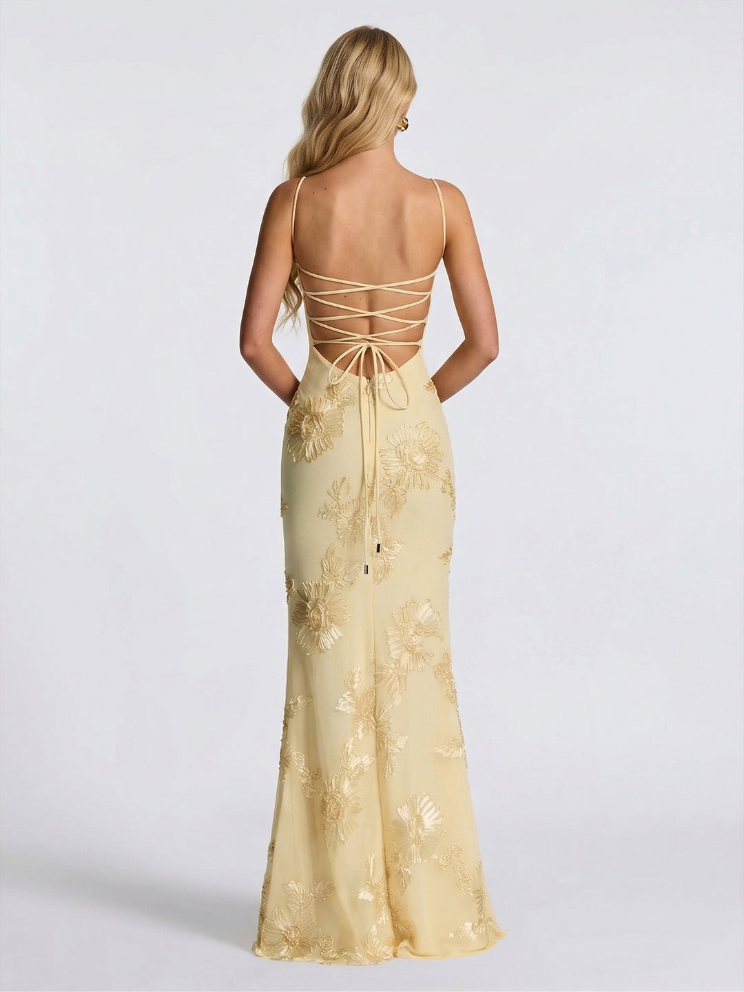 Sheath/Column Spaghetti Straps Floor-Length Bridesmaid Dresses with Applique