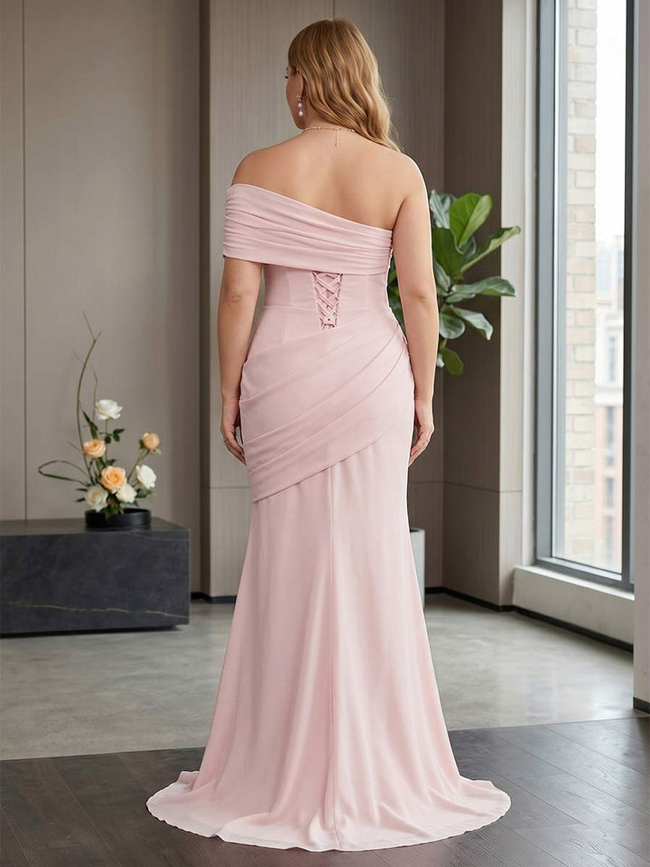 Trumpet/Mermaid One-Shoulder Short Sleeves Floor-Length Plus Size Bridesmaid Dresses with Pleats