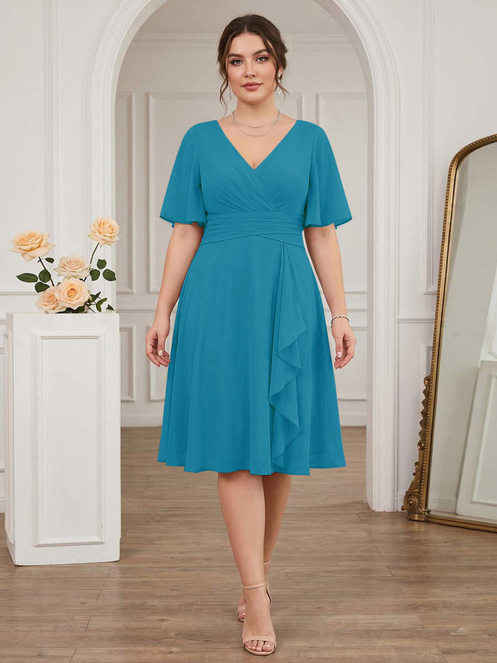 A-Line/Princess V-Neck Short Sleeves Knee-Length Plus Size Bridesmaid Dresses with Ruffles