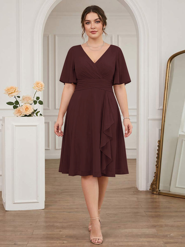 A-Line/Princess V-Neck Short Sleeves Knee-Length Plus Size Bridesmaid Dresses with Ruffles
