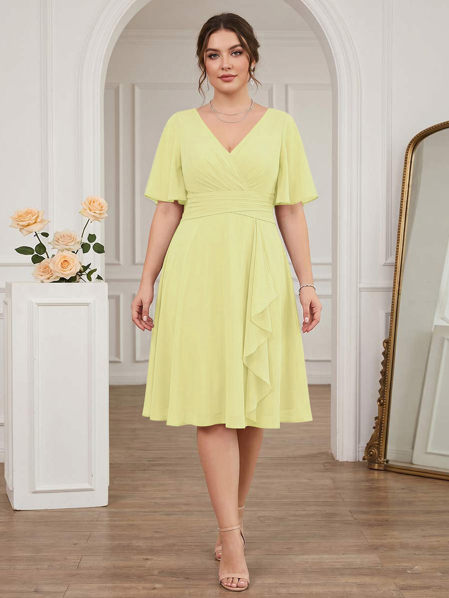 A-Line/Princess V-Neck Short Sleeves Knee-Length Plus Size Bridesmaid Dresses with Ruffles