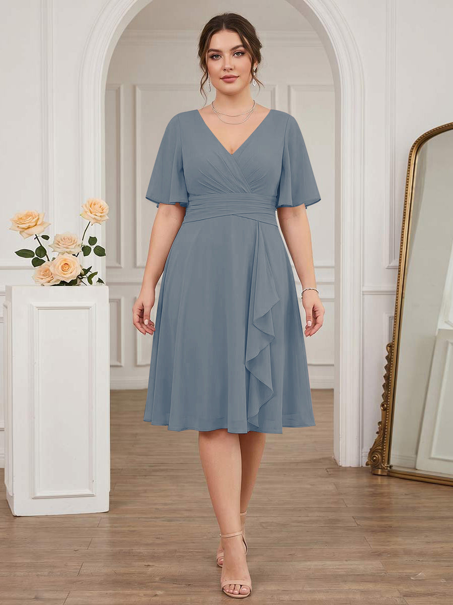 A-Line/Princess V-Neck Short Sleeves Knee-Length Plus Size Bridesmaid Dresses with Ruffles