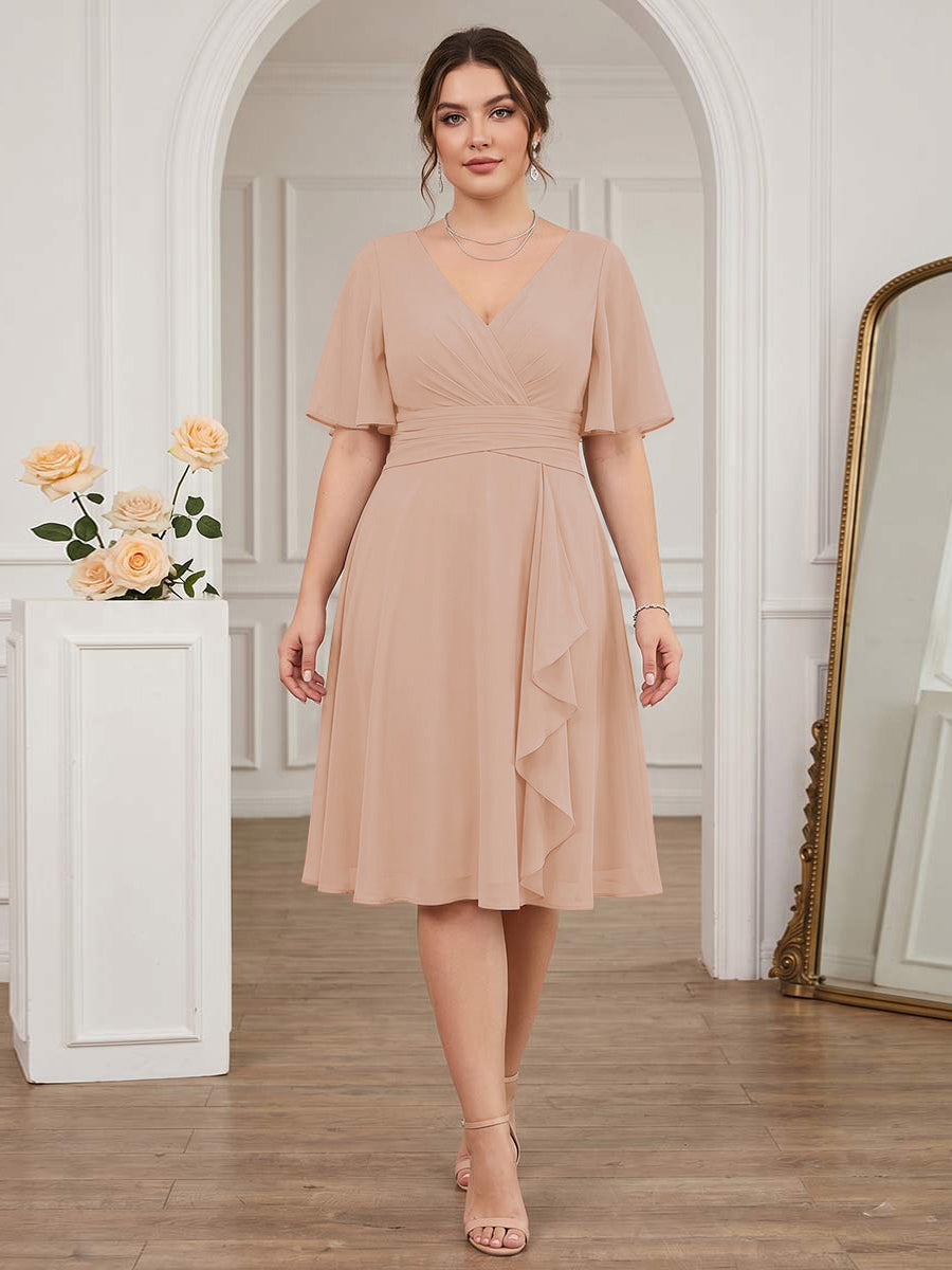 A-Line/Princess V-Neck Short Sleeves Knee-Length Plus Size Bridesmaid Dresses with Ruffles