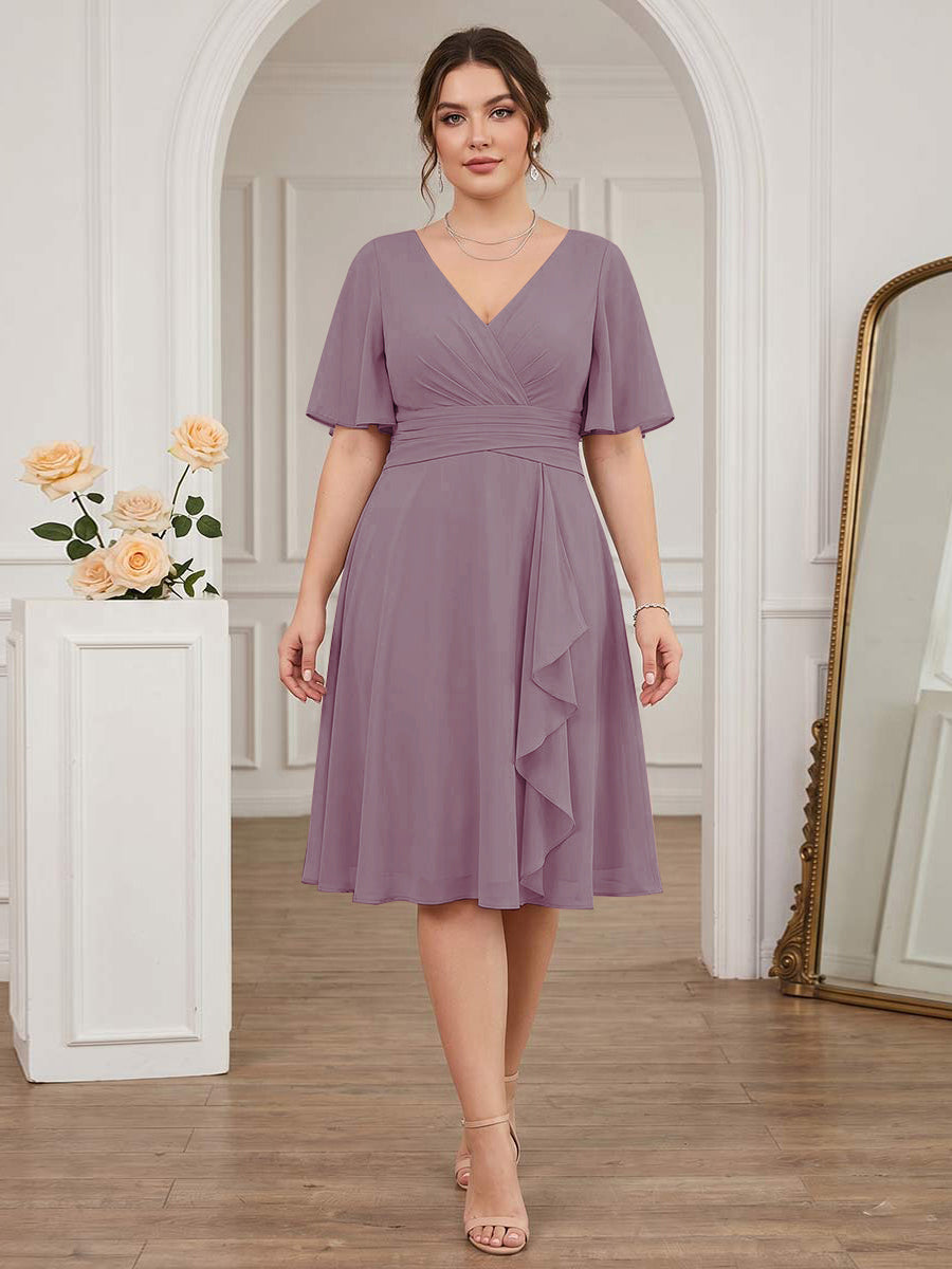 A-Line/Princess V-Neck Short Sleeves Knee-Length Plus Size Bridesmaid Dresses with Ruffles