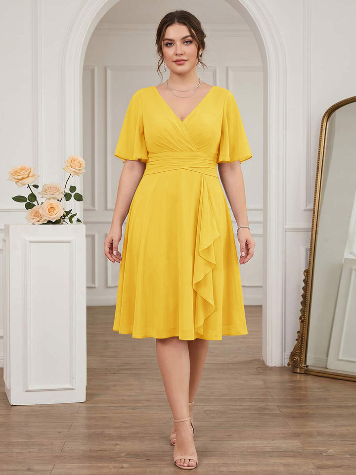 A-Line/Princess V-Neck Short Sleeves Knee-Length Plus Size Bridesmaid Dresses with Ruffles