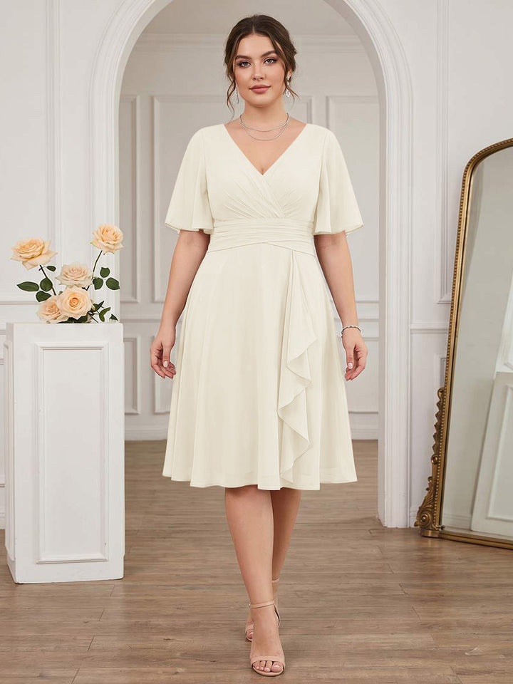 A-Line/Princess V-Neck Short Sleeves Knee-Length Plus Size Bridesmaid Dresses with Ruffles