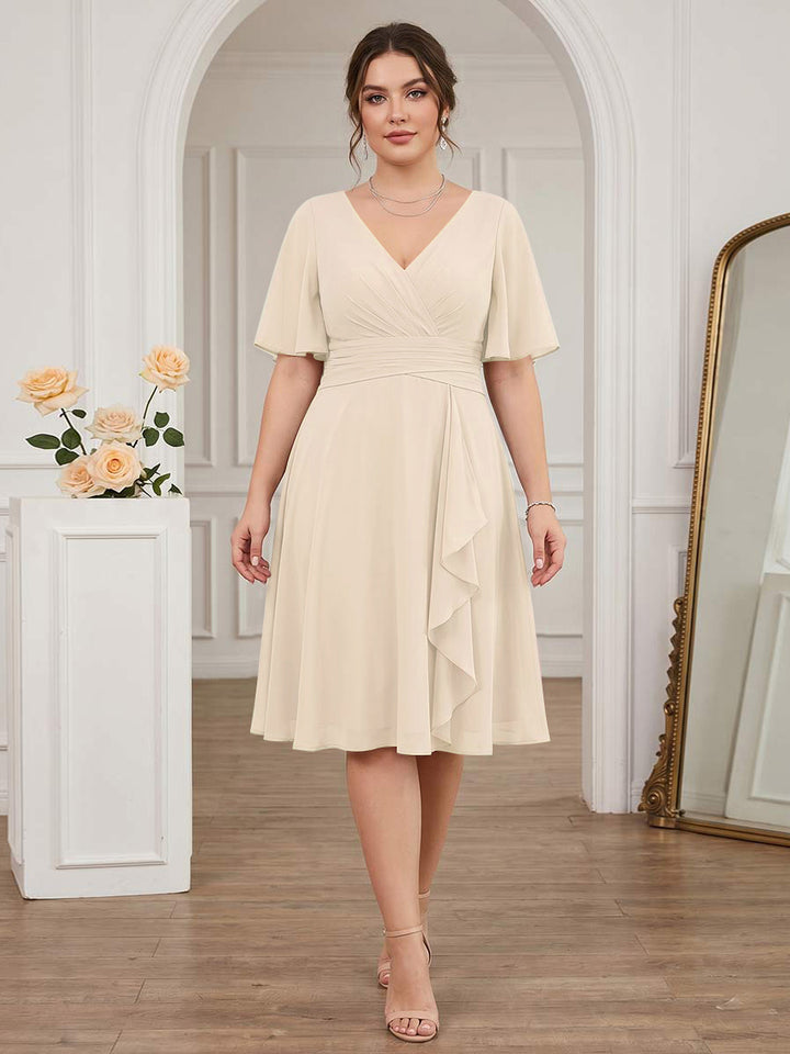 A-Line/Princess V-Neck Short Sleeves Knee-Length Plus Size Bridesmaid Dresses with Ruffles