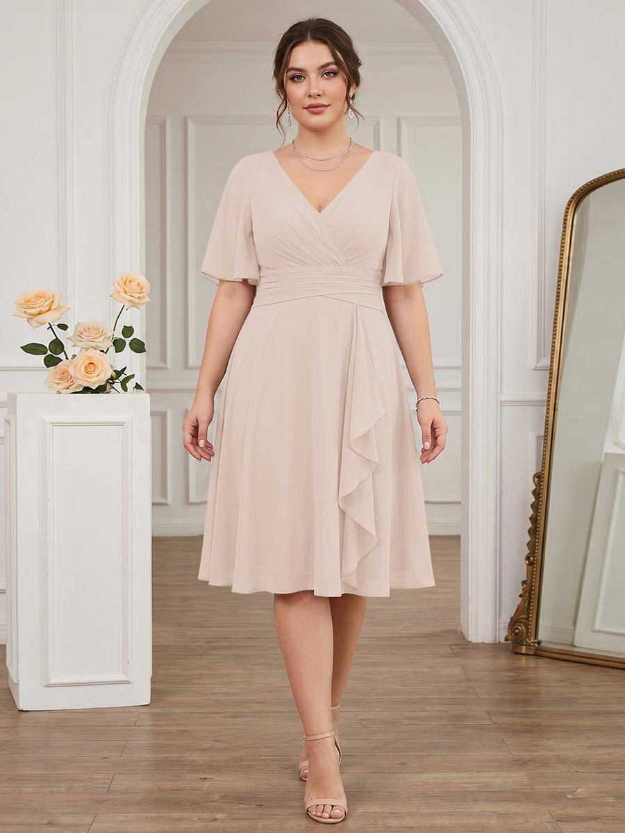 A-Line/Princess V-Neck Short Sleeves Knee-Length Plus Size Bridesmaid Dresses with Ruffles