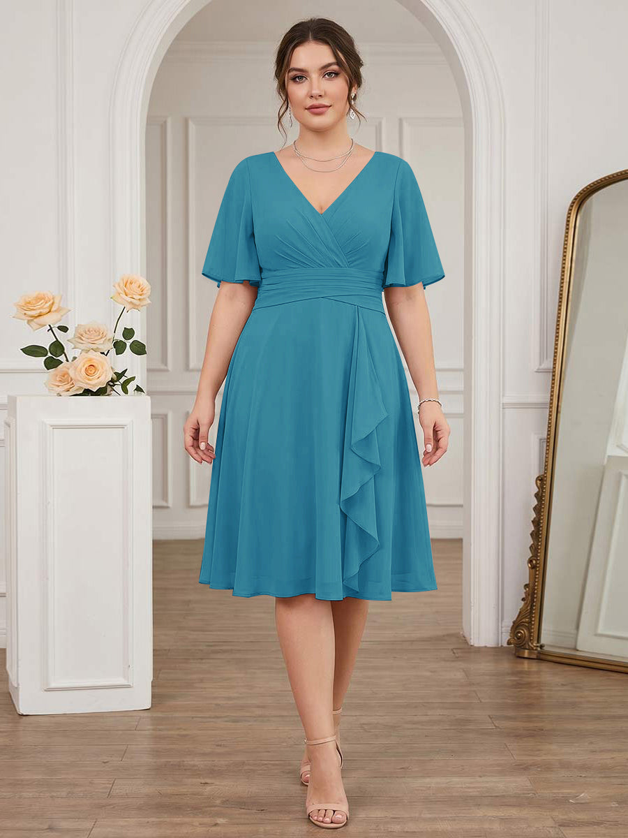 A-Line/Princess V-Neck Short Sleeves Knee-Length Plus Size Bridesmaid Dresses with Ruffles