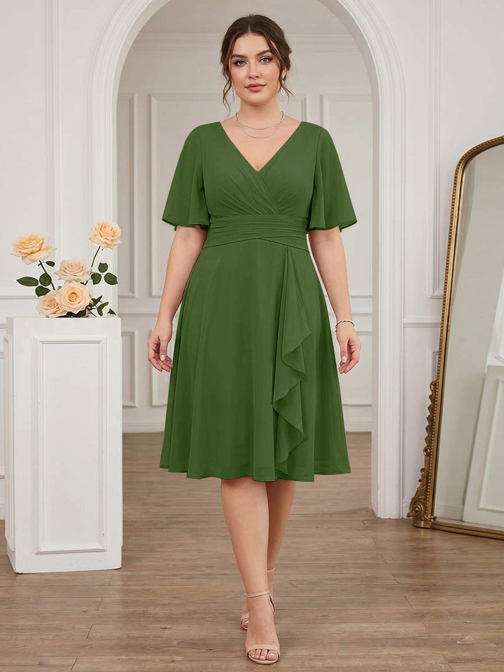 A-Line/Princess V-Neck Short Sleeves Knee-Length Plus Size Bridesmaid Dresses with Ruffles