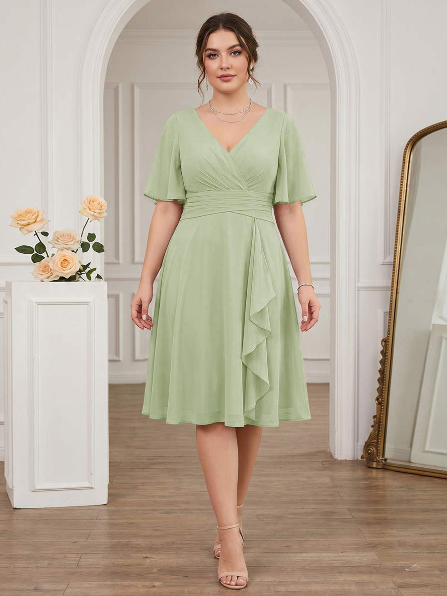 A-Line/Princess V-Neck Short Sleeves Knee-Length Plus Size Bridesmaid Dresses with Ruffles