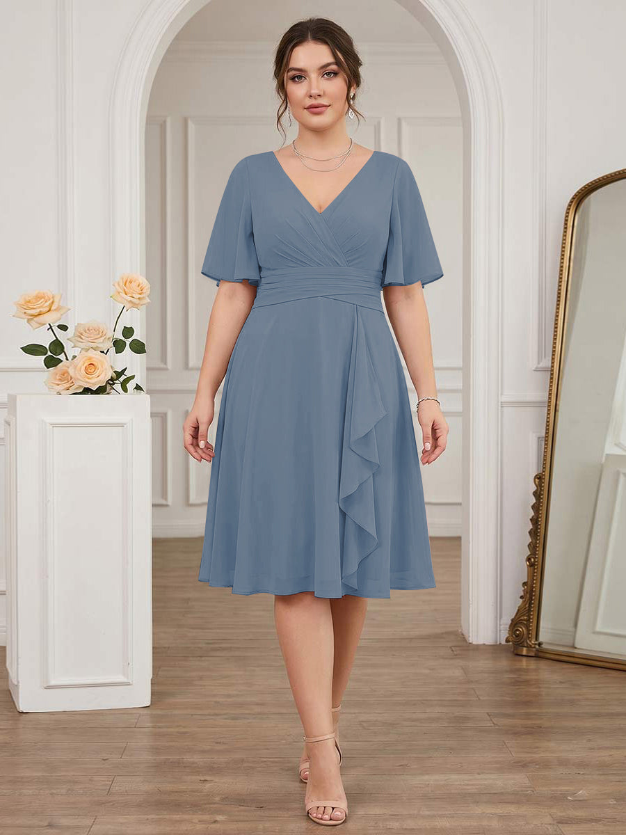 A-Line/Princess V-Neck Short Sleeves Knee-Length Plus Size Bridesmaid Dresses with Ruffles