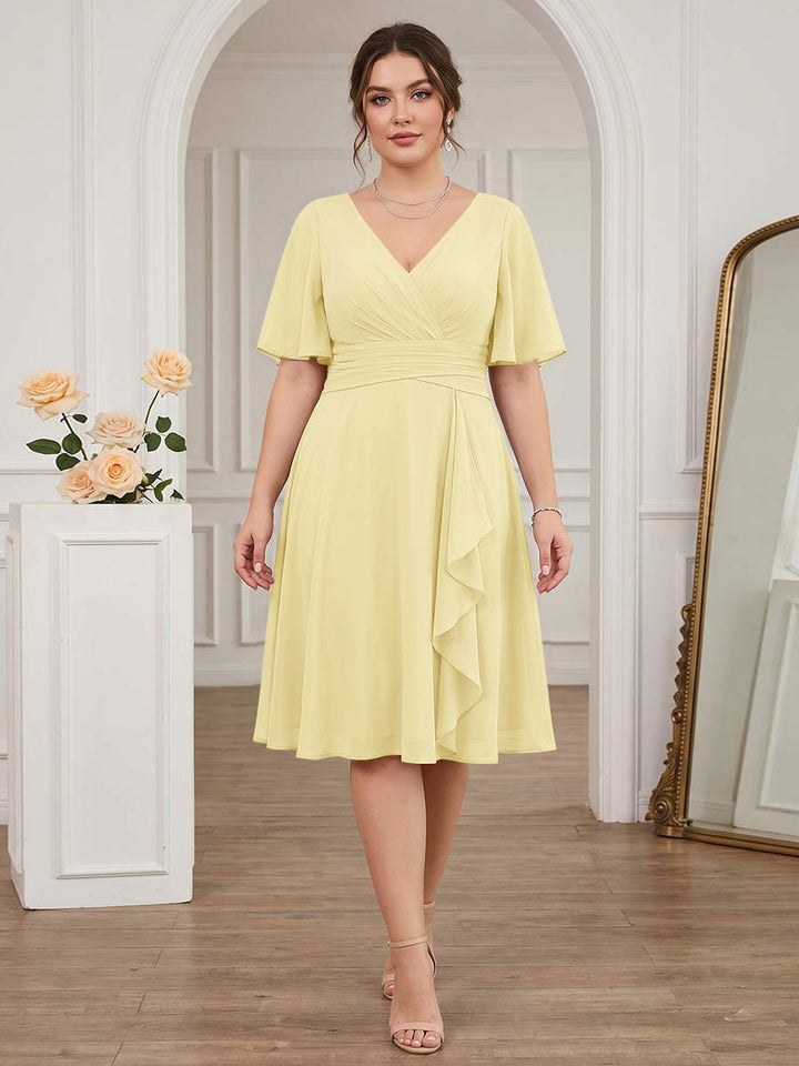 A-Line/Princess V-Neck Short Sleeves Knee-Length Plus Size Bridesmaid Dresses with Ruffles