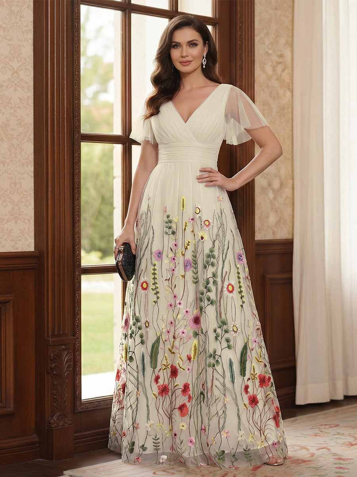 A-Line/Princess V-Neck Short Sleeves Floor-Length Mother of the Bride Dresses with Appliques