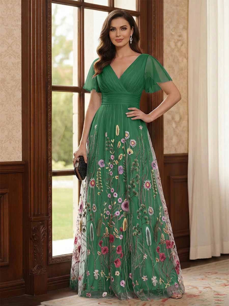 A-Line/Princess V-Neck Short Sleeves Floor-Length Mother of the Bride Dresses with Appliques