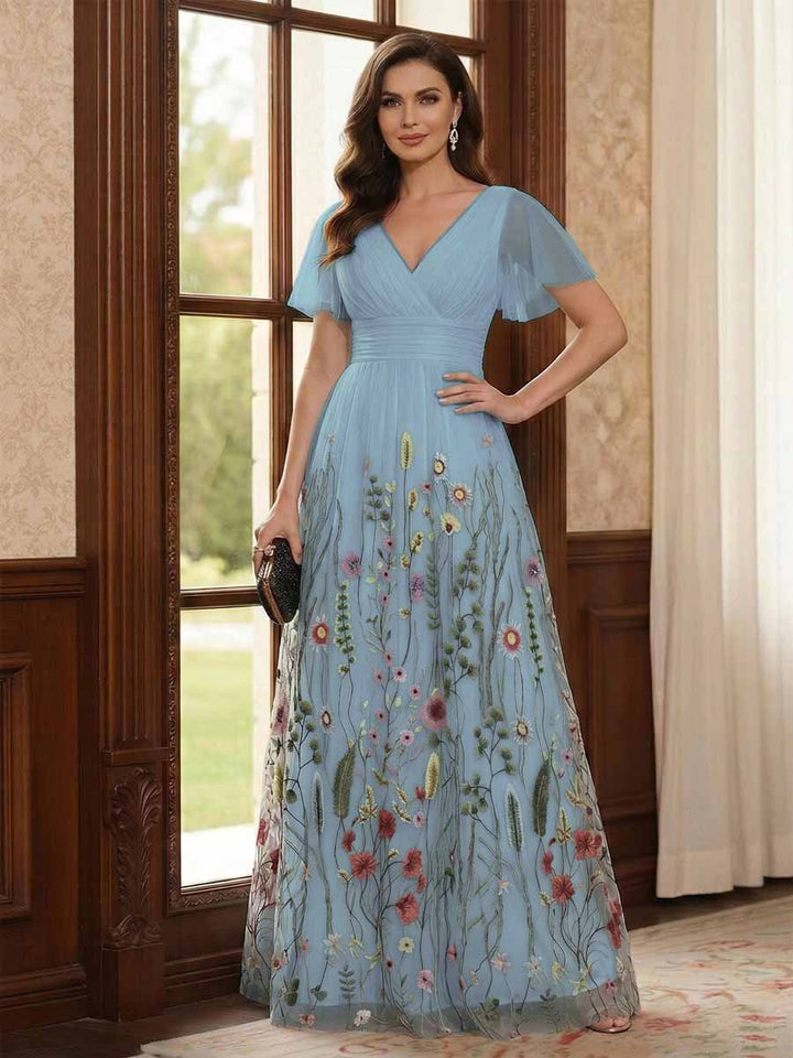 A-Line/Princess V-Neck Short Sleeves Floor-Length Mother of the Bride Dresses with Appliques