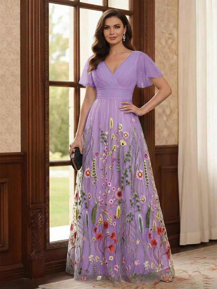 A-Line/Princess V-Neck Short Sleeves Floor-Length Mother of the Bride Dresses with Appliques