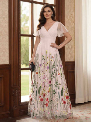 A-Line/Princess V-Neck Short Sleeves Floor-Length Mother of the Bride Dresses with Appliques