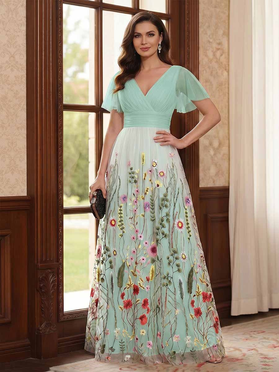 A-Line/Princess V-Neck Short Sleeves Floor-Length Mother of the Bride Dresses with Appliques